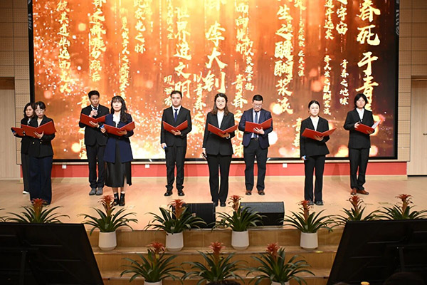 北京口腔医院团委召开纪念五四运动107周年暨先进典型交流大会