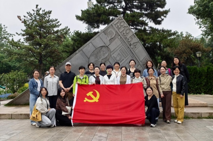 党日活动 | 牙体牙髓科党支部参观北大红楼和中国美术馆